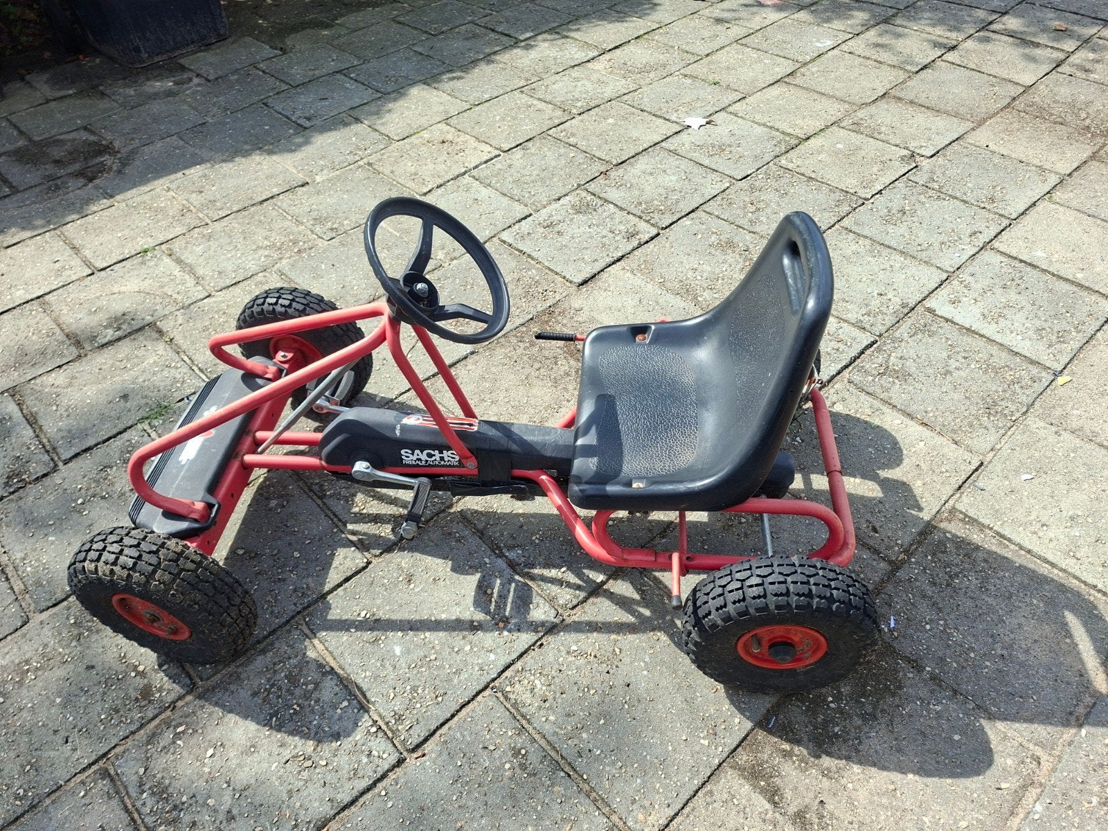 Skelter met lekke banden - opknapper, Ophalen of Verzenden