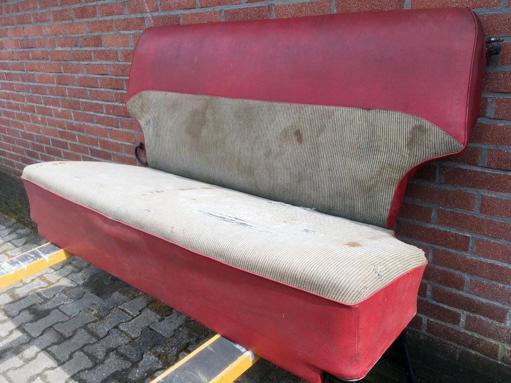 oldtimer Volvo P445 PV445 P210 duett achterbank rood-grijs, Ophalen, Gebruikt, Volvo