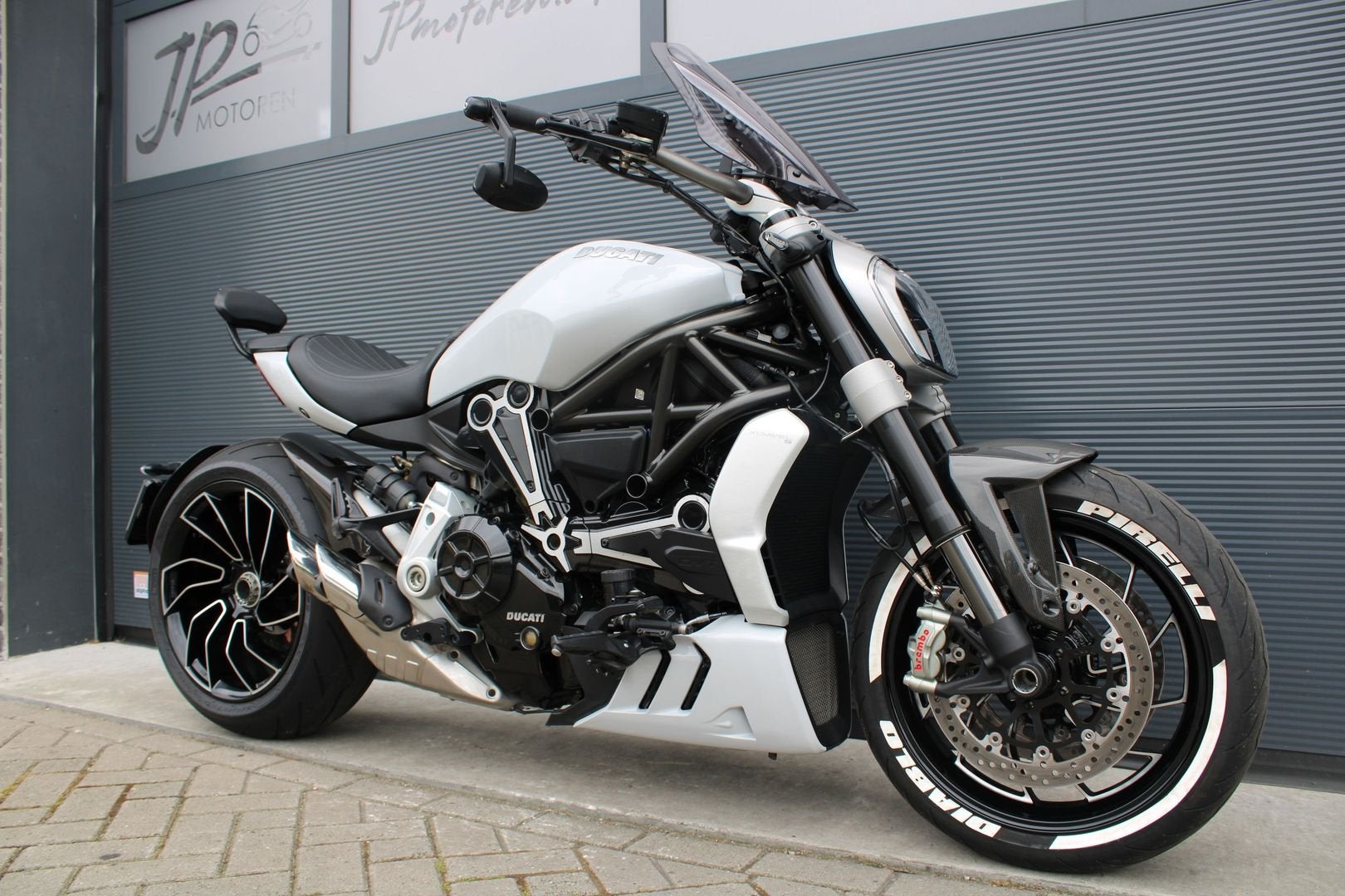 Ducati X Diavel S (2017) *Org.NL*Carbon*, 2 cilinders, Motorrijbewijs A, Onbekend, Sport