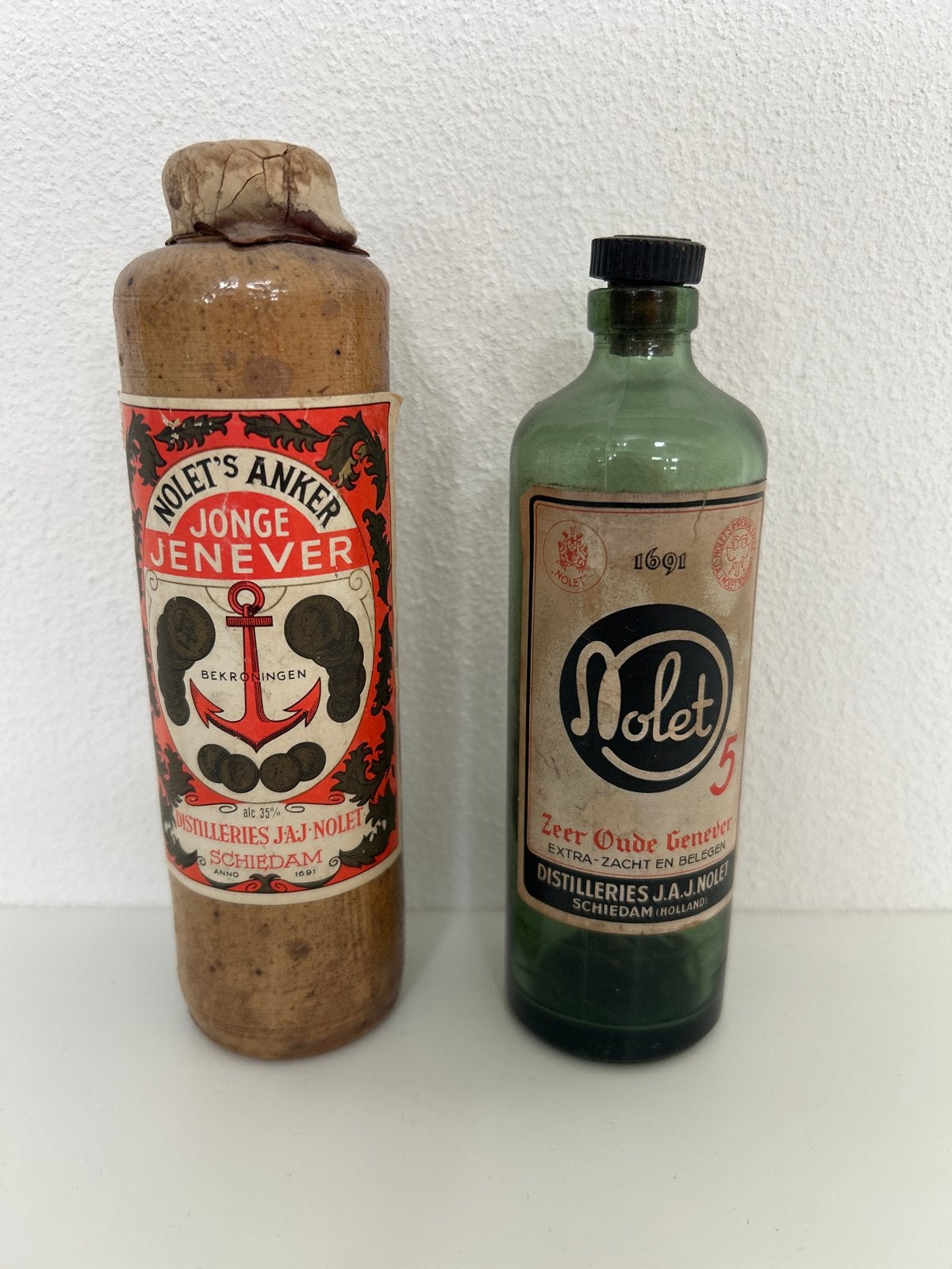 2 zeer oude drankminiaturen J.A.J. Nolet Schiedam, Antiek en Kunst, Ophalen of Verzenden
