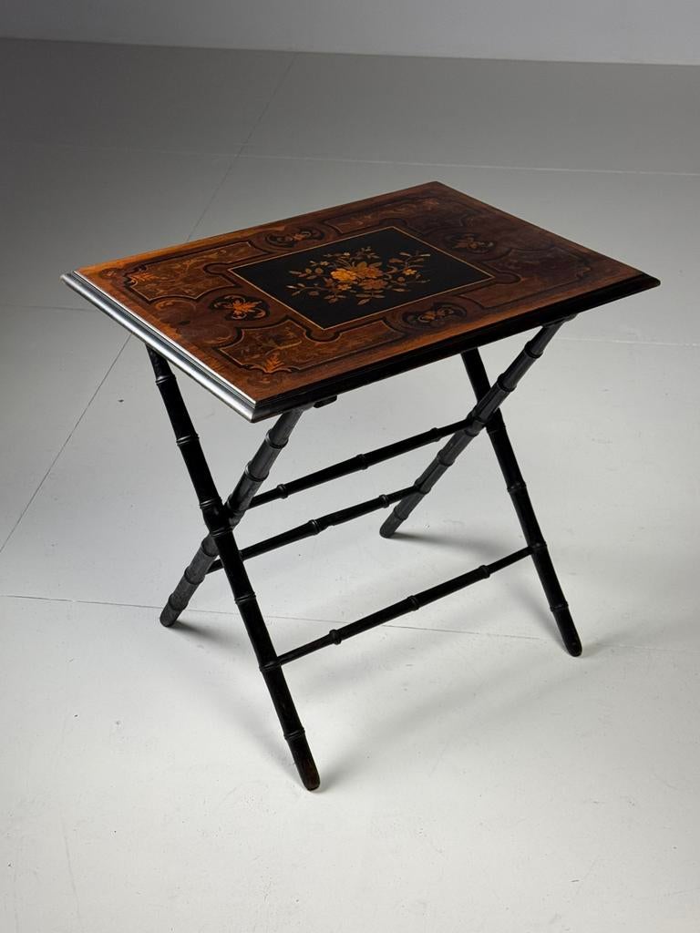 Tray table 19e eeuw ingelegd, Ophalen