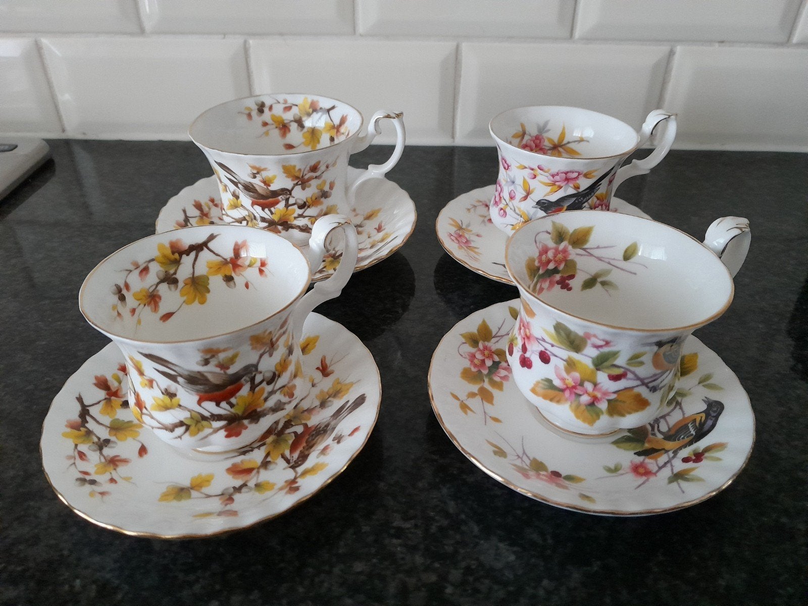 4x kop en schotel royal albert woodland series, Antiek en Kunst, Antiek | Servies los, Ophalen of Verzenden