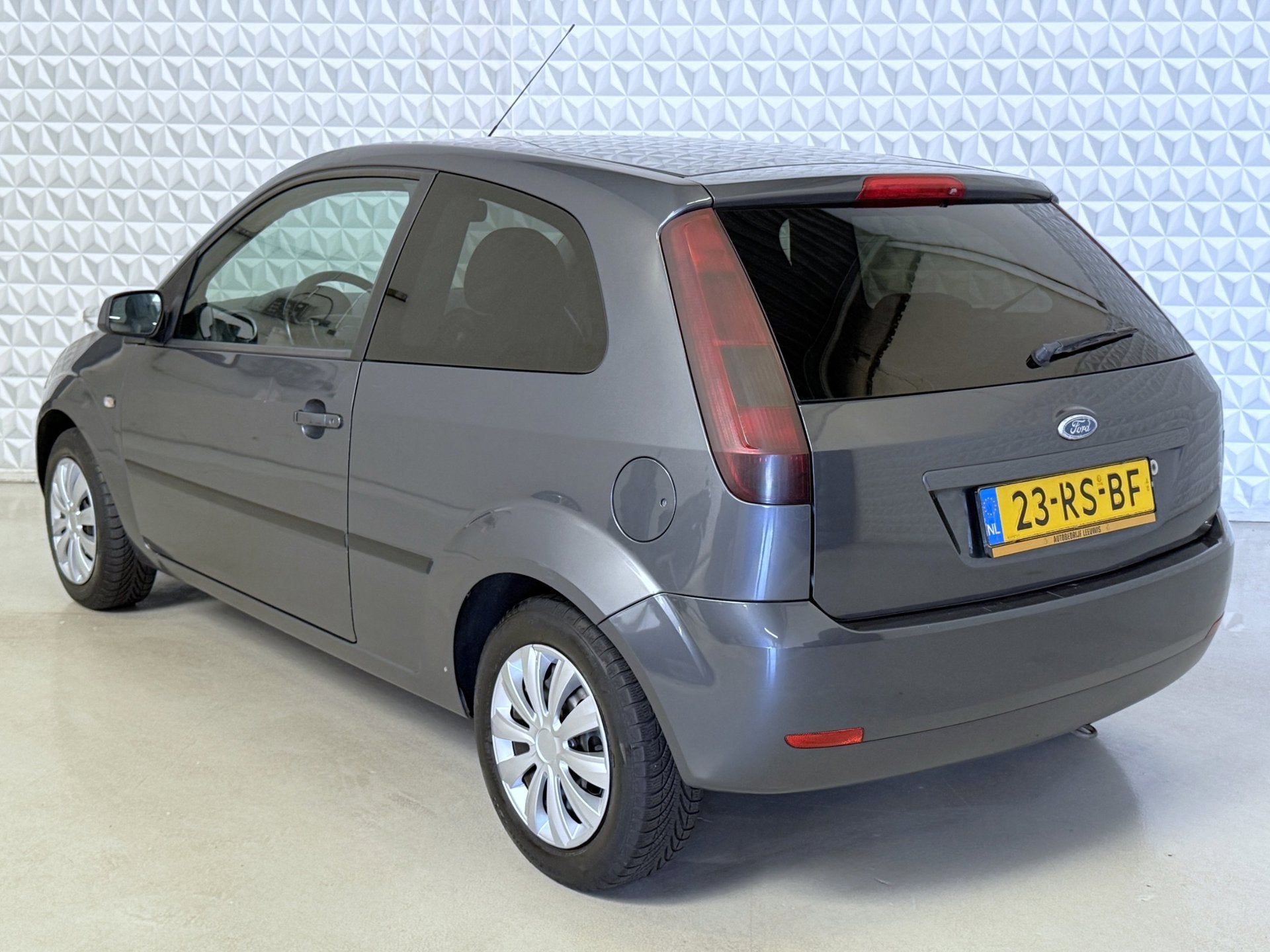Ford Fiesta 1.4 TDCi Futura / lekker dieselen met APK! (2005, Auto's, Voorwielaandrijving, Gebruikt, 750 kg, 4 cilinders
