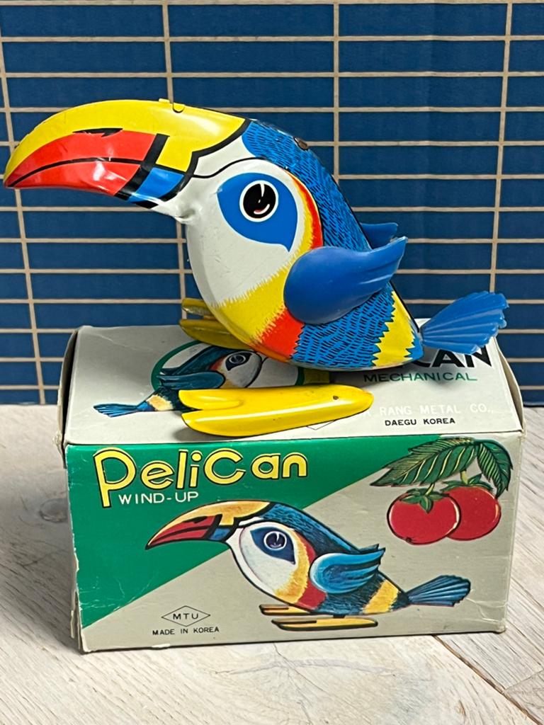 Blikken speelgoed Toekan MTU Pelican Wind-Up Toy – Korea, Verzenden