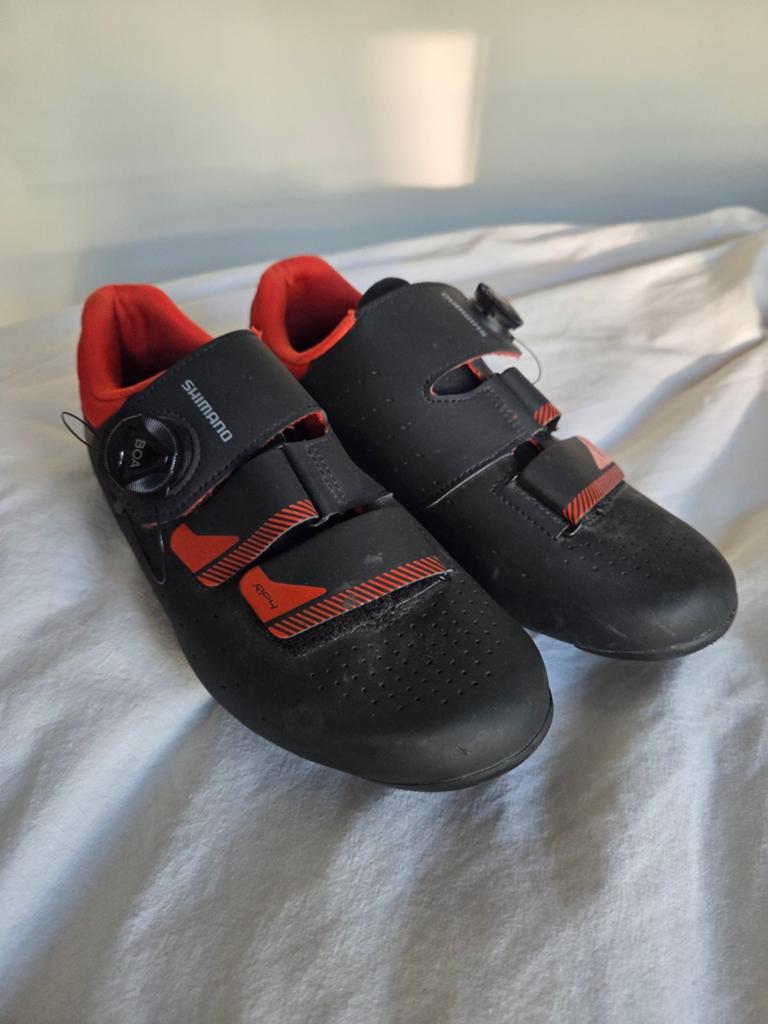 Shimano RP4 Wielrenschoenen - Maat 45 (valt als 43.5/44), Ophalen of Verzenden