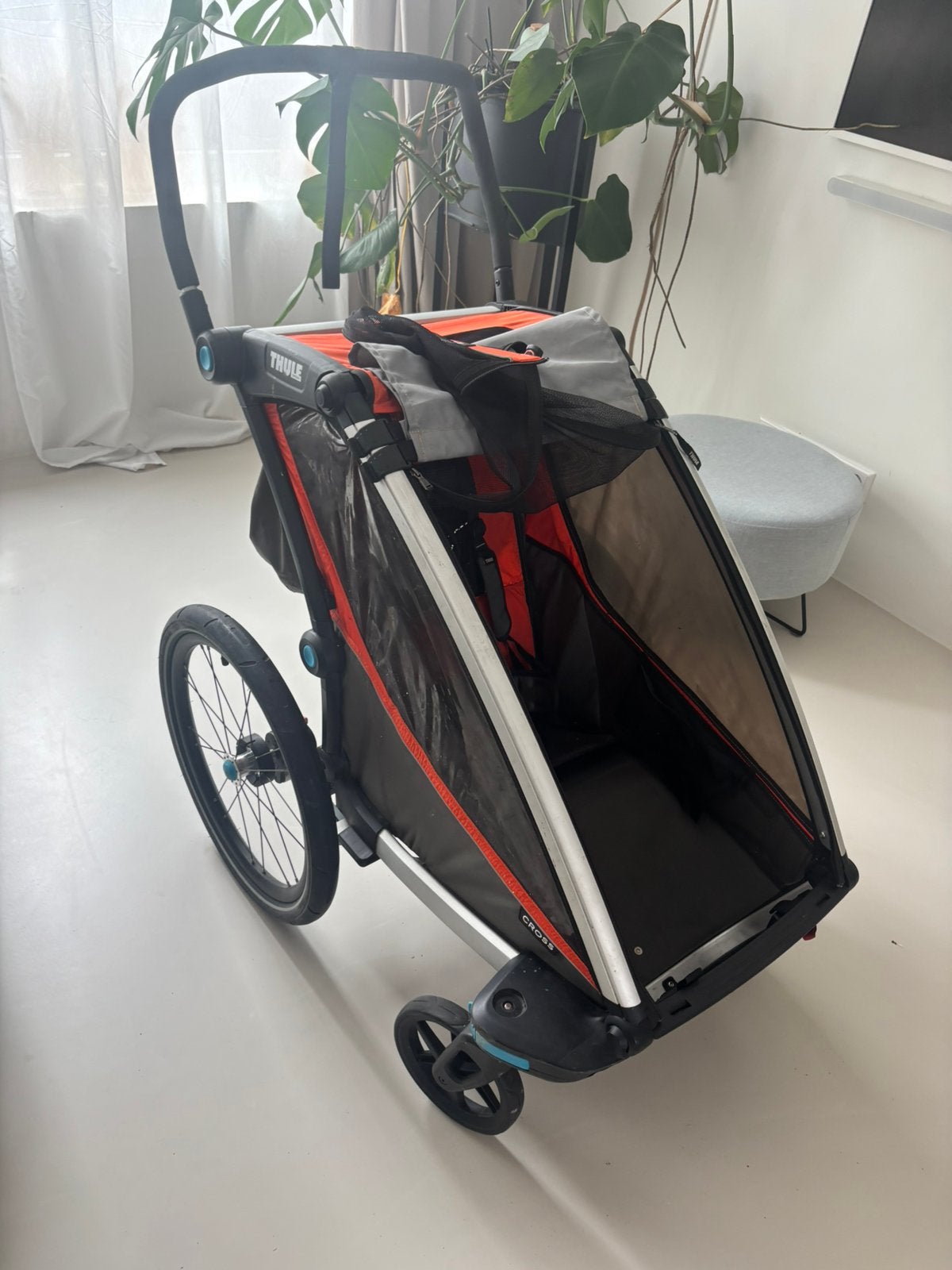 Gereserveerd Thule cross, Ophalen, Zo goed als nieuw, Kinderkar, 40 tot 60 kg