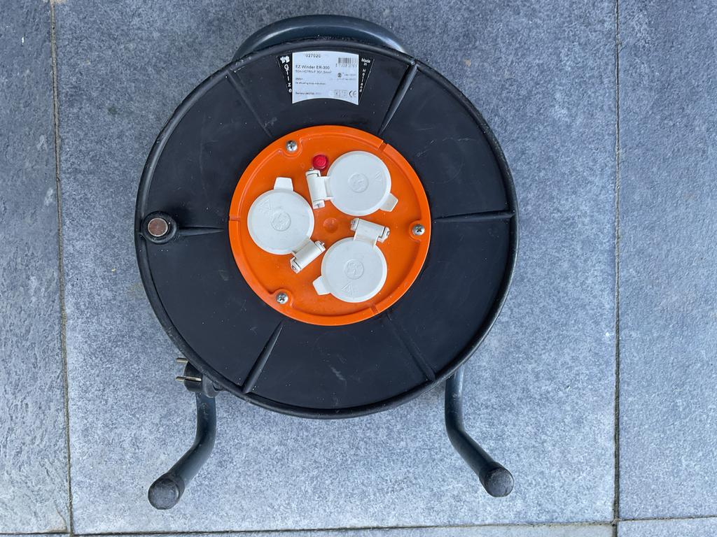 Kabelhaspel TT EZ Winder ER-300 50m i.g.z.st., Ophalen, Gebruikt, Kabel of Snoer