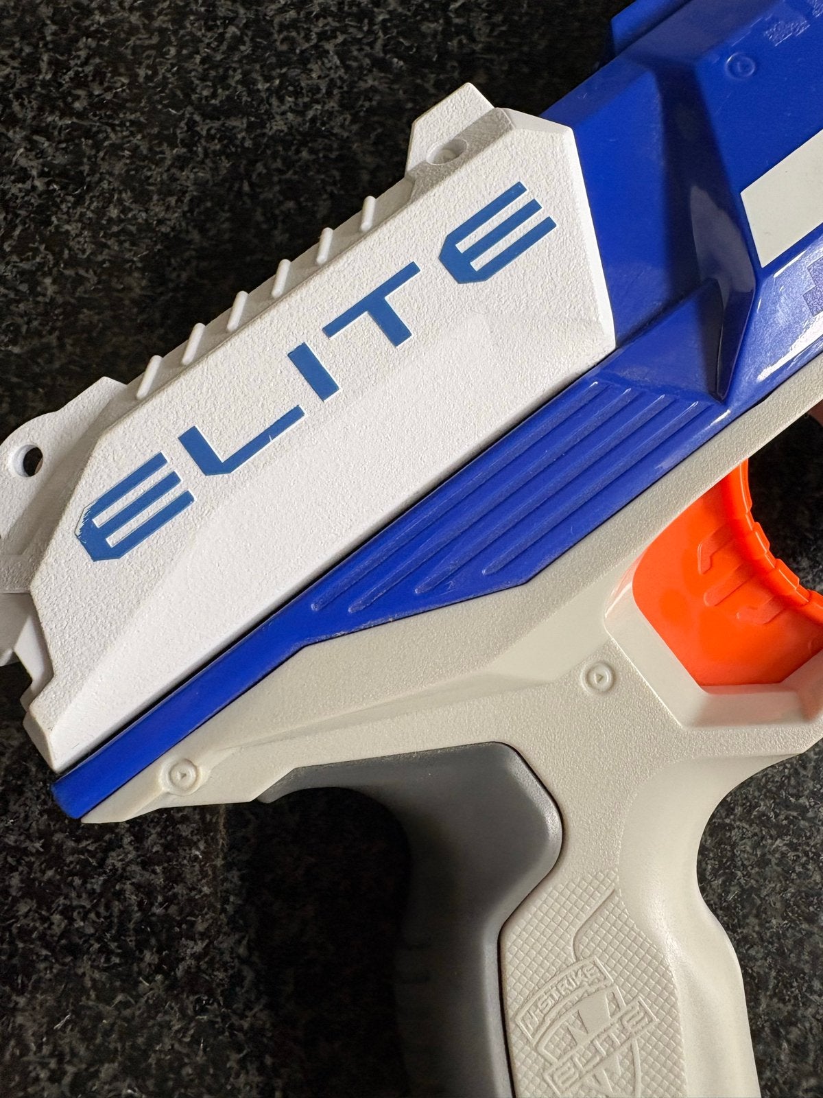 Nerf Elite Disruptor en Accustrike Falconfire Blasters, Ophalen of Verzenden, Zo goed als nieuw, Jongen of Meisje