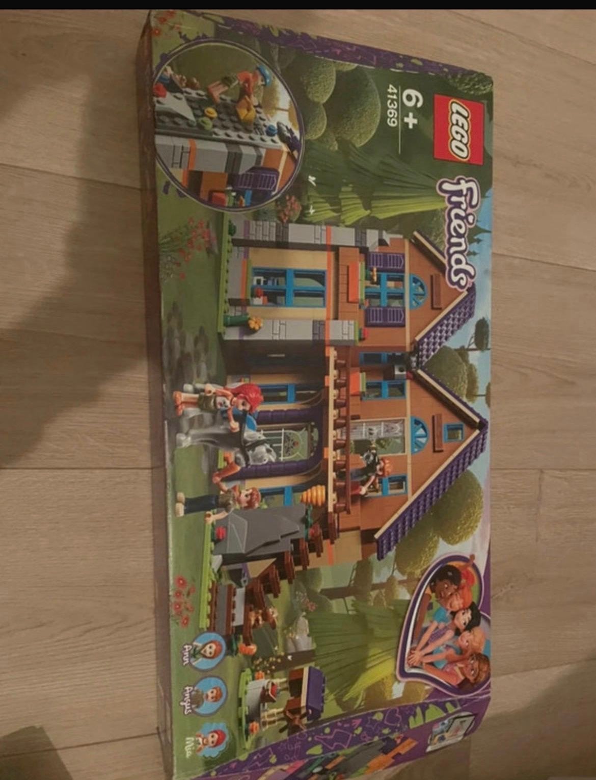 Mia’s huis lego friends+roze bus, Ophalen of Verzenden, Meer dan 50 stukjes, Gebruikt, 4 tot 6 jaar