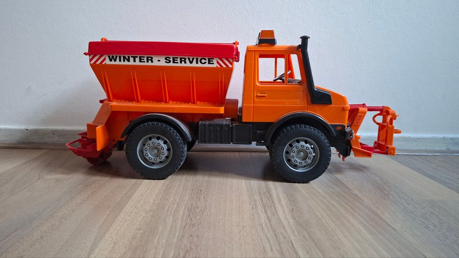 Bruder Unimog Winterdienst speelgoedtruck, Ophalen of Verzenden, Zo goed als nieuw