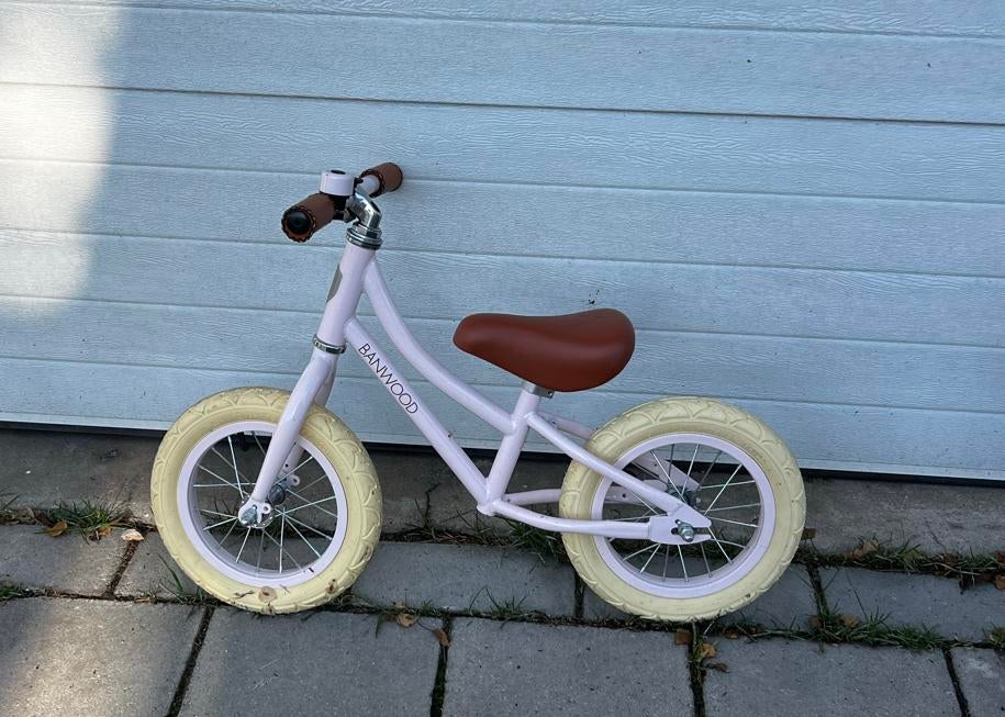 Bijna nieuwe Banwood loopfiets voor kinderen vanaf 1,5 jaar, Ophalen, Zo goed als nieuw, Loopfiets