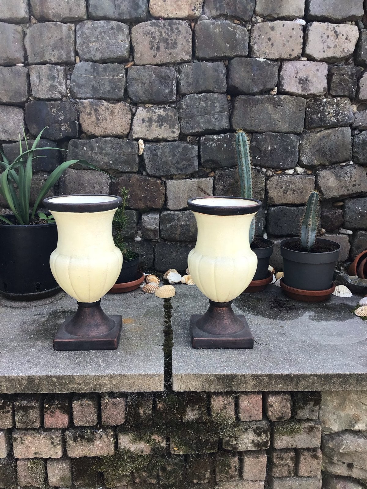Set van 2 decoratieve tuinvazen, Tuin en Terras, Ophalen, Gebruikt