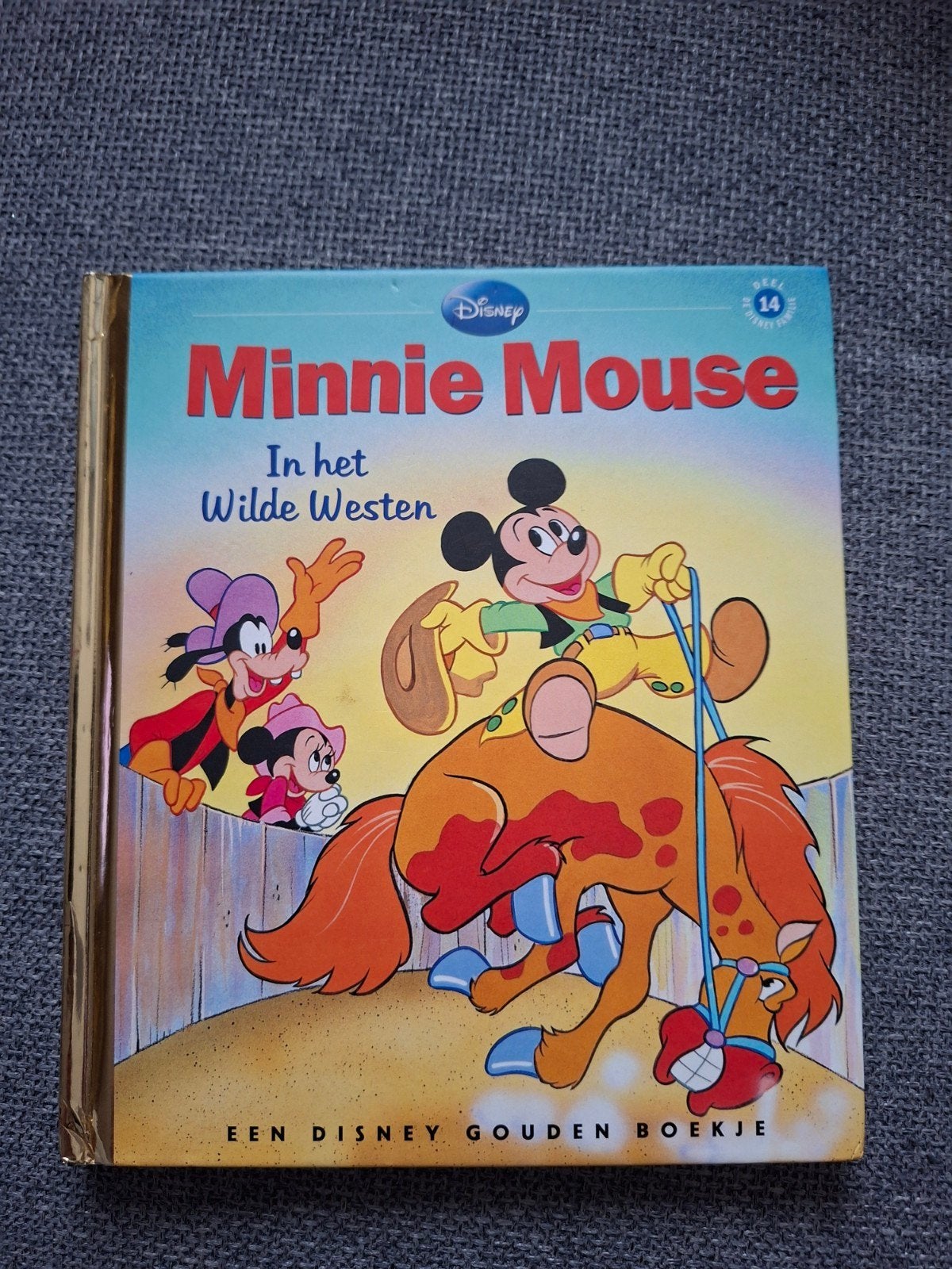 Disney Gouden Boekje: Minnie Mouse in het Wilde Westen, Ophalen of Verzenden, Gelezen, Walt Disney Company, Sprookjes