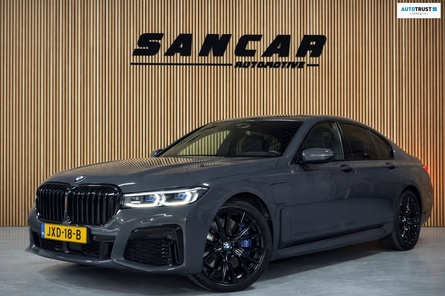 BMW 7-serie 745e High Executive, Automaat, Achterwielaandrijving, Zwart, 394 pk