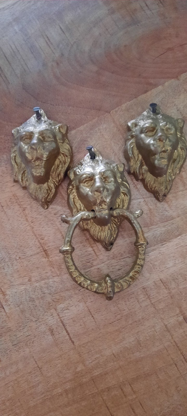 Set van 3 antieke leeuwenkop deurkloppers/decoratie, Ophalen