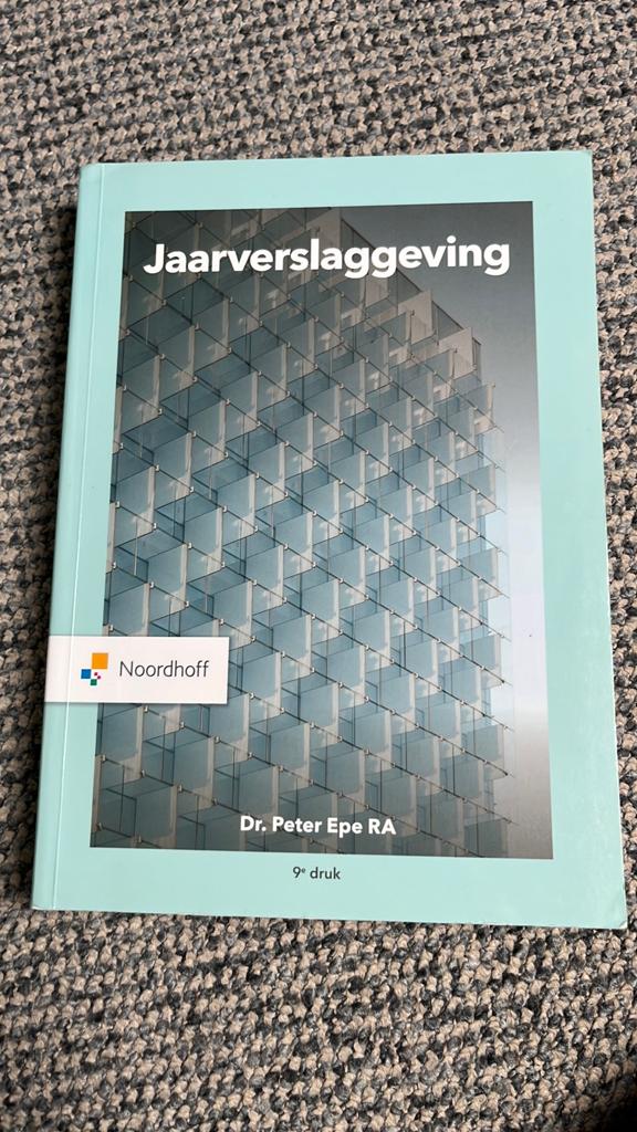 Peter Epe - Jaarverslaggeving, Boeken, Ophalen of Verzenden, Zo goed als nieuw
