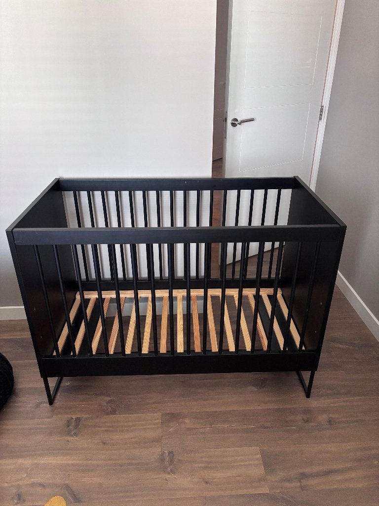 Kidsmill ledikant + Pretura Excellent Spring matras, Ophalen, Zo goed als nieuw, Ledikant