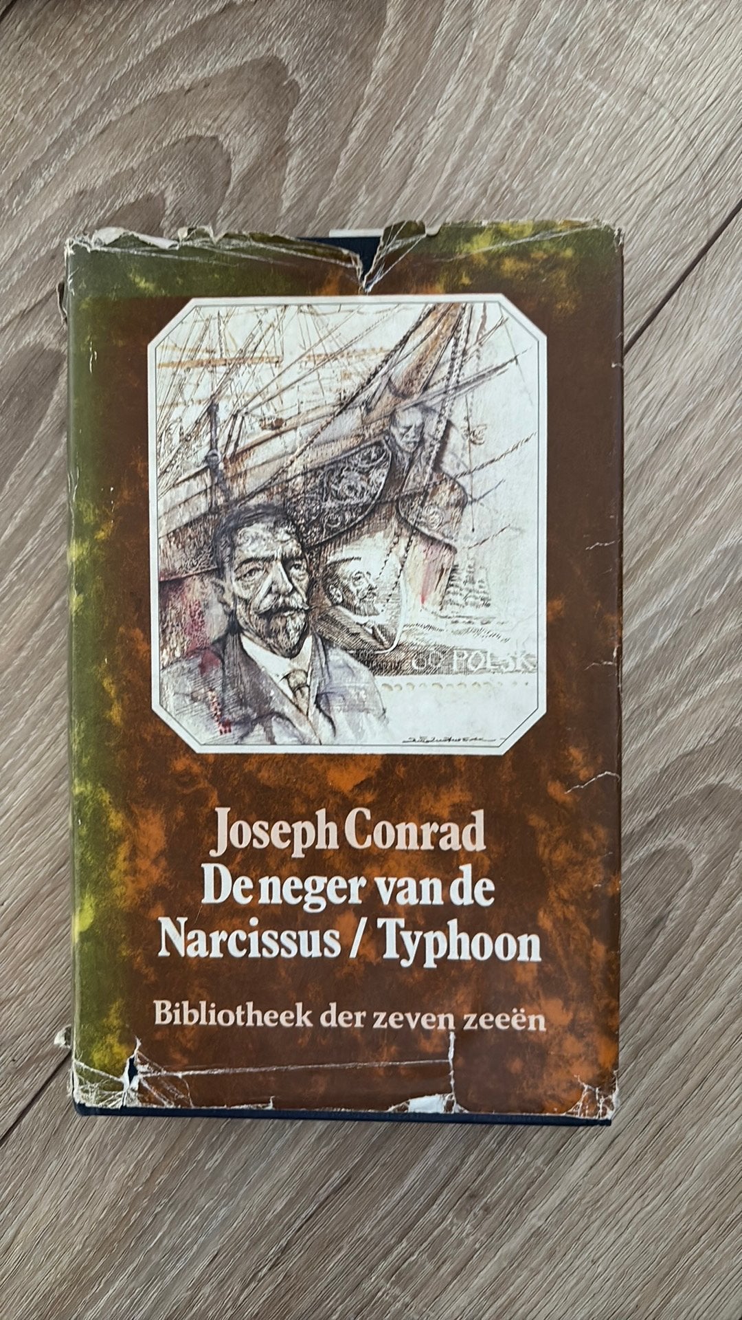 Joseph Conrad - De neger van de Narcissus / Typhoon, Boeken, Ophalen of Verzenden, Gelezen