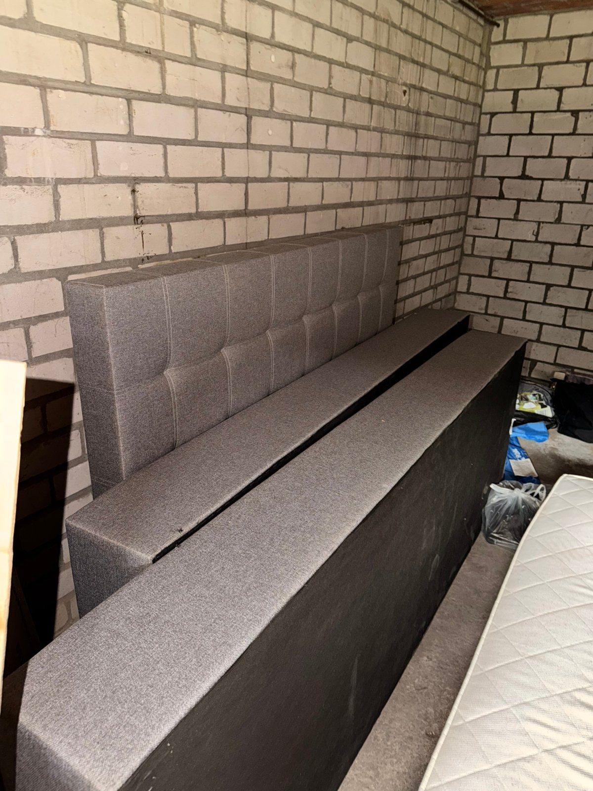 Boxspring zonder matras, Ophalen, Zo goed als nieuw, Kunststof