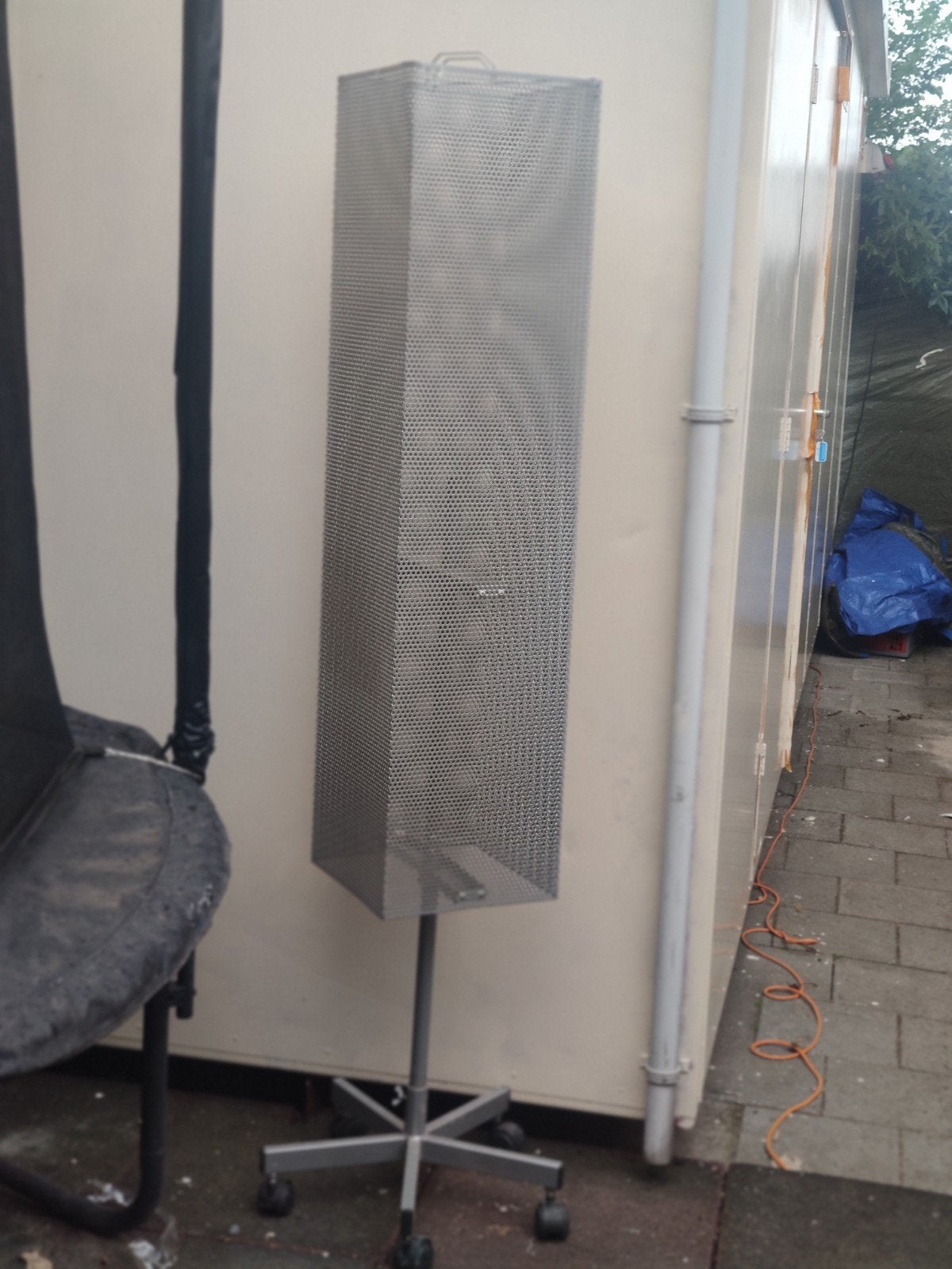 Winkel display, Ophalen