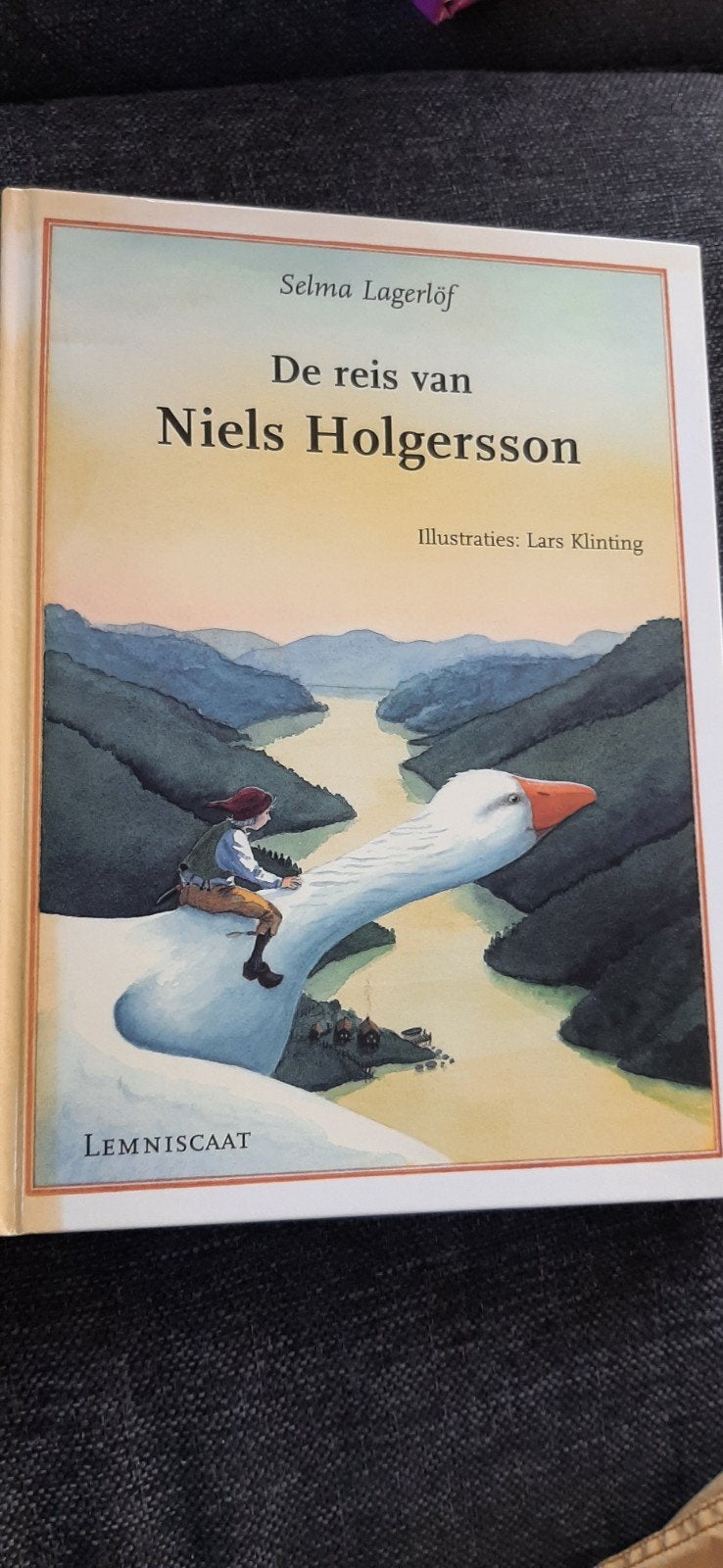 Selma Lagerlöf - De reis van Niels Holgersson, Fictie algemeen, Selma Lagerlöf, Ophalen of Verzenden, Zo goed als nieuw