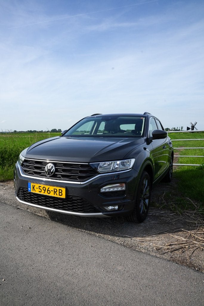 Volkswagen T-Roc 1.0 TSI 115pk 2021 Grijs, Voorwielaandrijving, Stof, Euro 6, 1194 kg