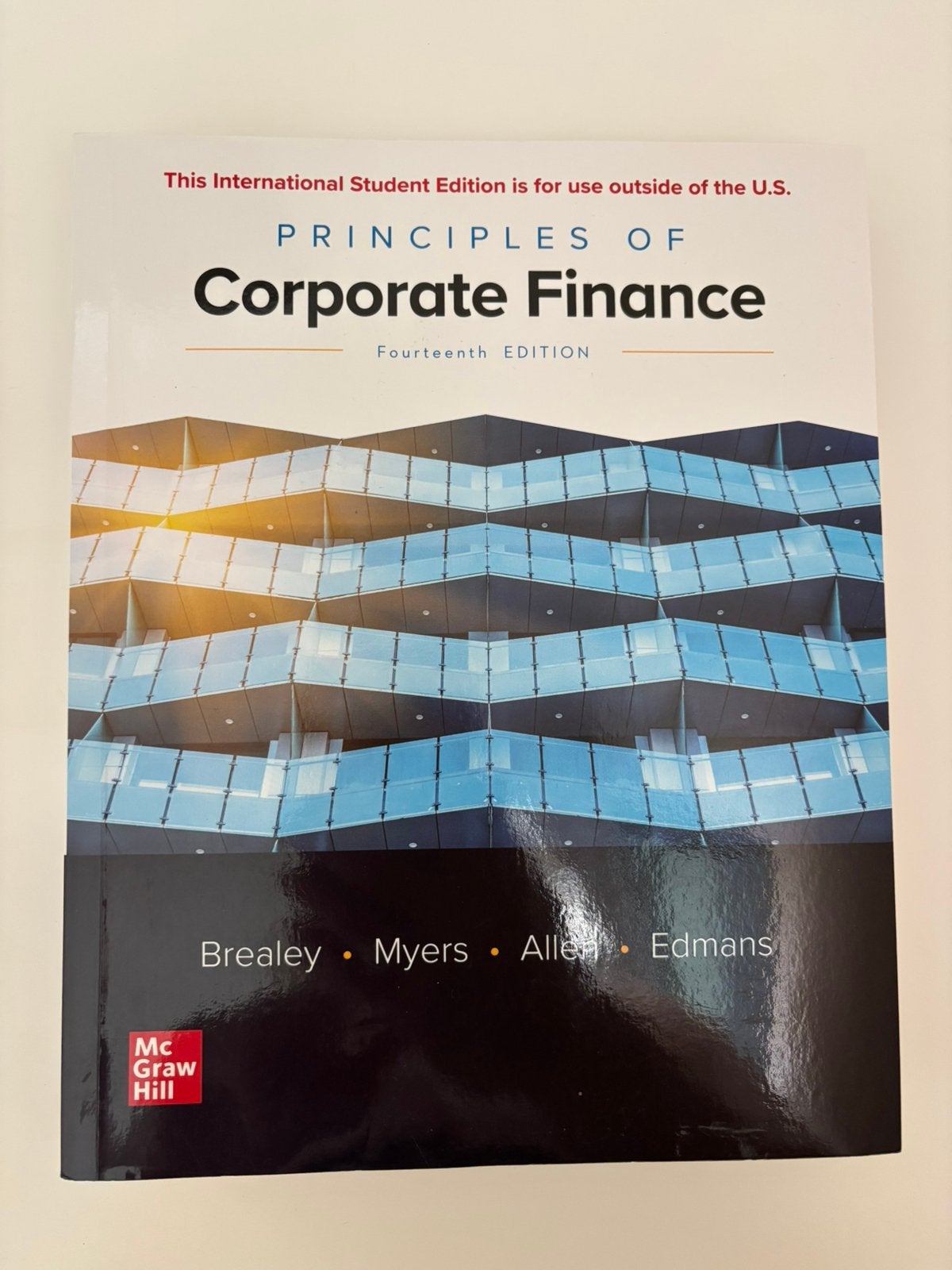 Principles of corporate finance 14th edtion, Ophalen of Verzenden, Beta, Zo goed als nieuw, HBO