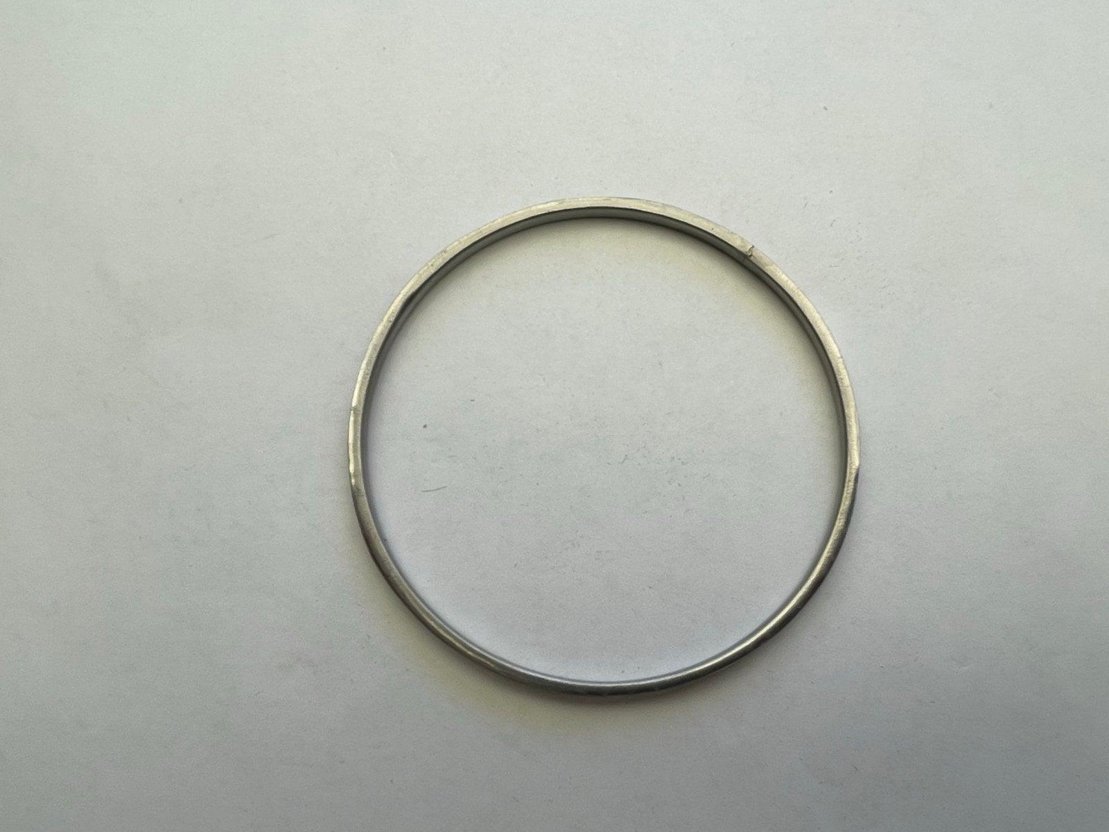 Vintage Zilverkleurige Armband met Roze Parelmoer Inleg, Ophalen of Verzenden, Zo goed als nieuw, Roze, Overige materialen
