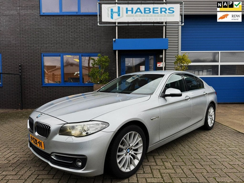 BMW 5-serie 520i Last Minute Edition 184PK|NL Auto|Facelift|, Automaat, Achterwielaandrijving, Gebruikt, 4 cilinders