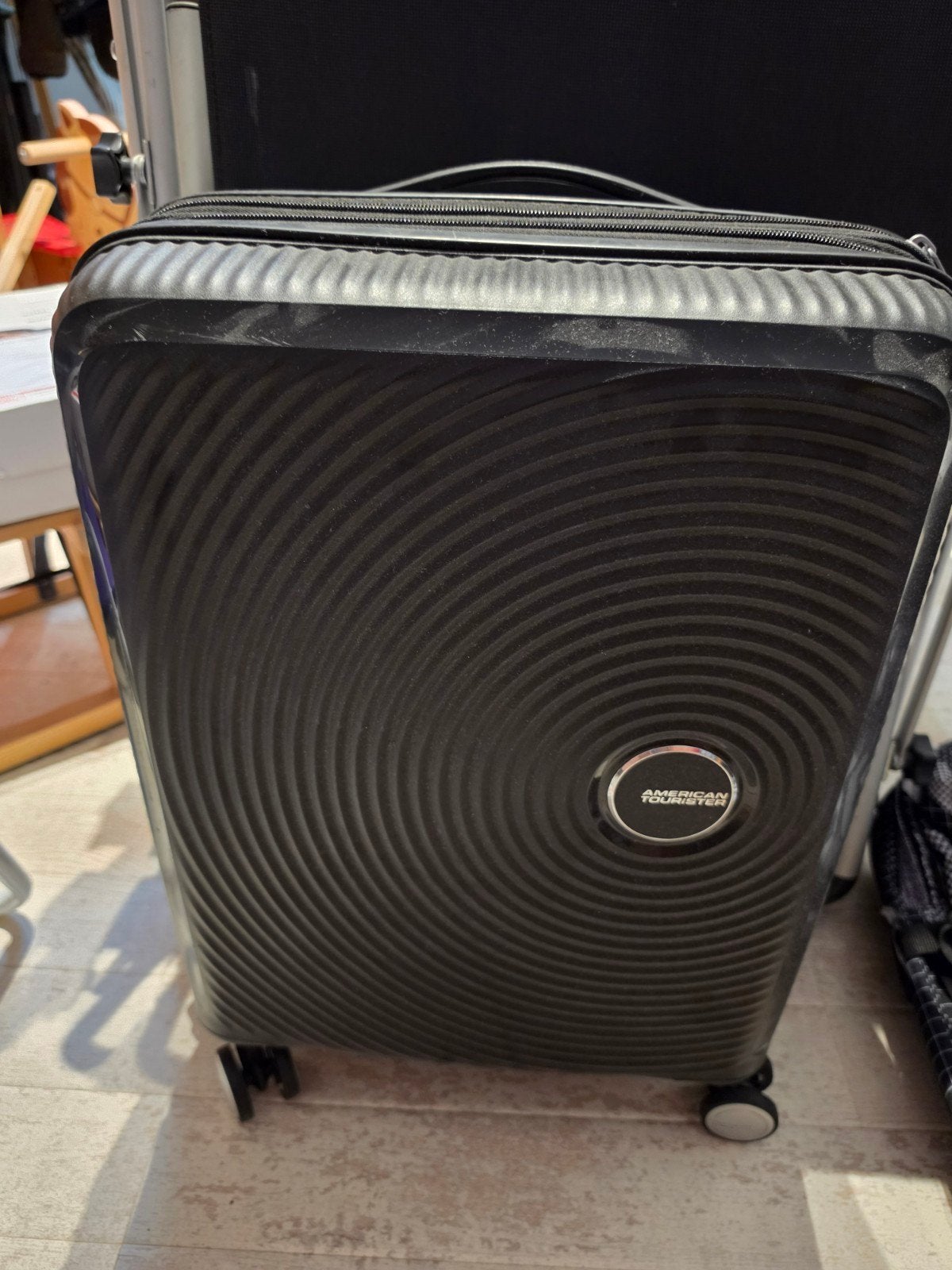 American Tourister Koffer - Zwart, Hard Kunststof, Ophalen, Wieltjes, 50 tot 60 cm, Hard kunststof