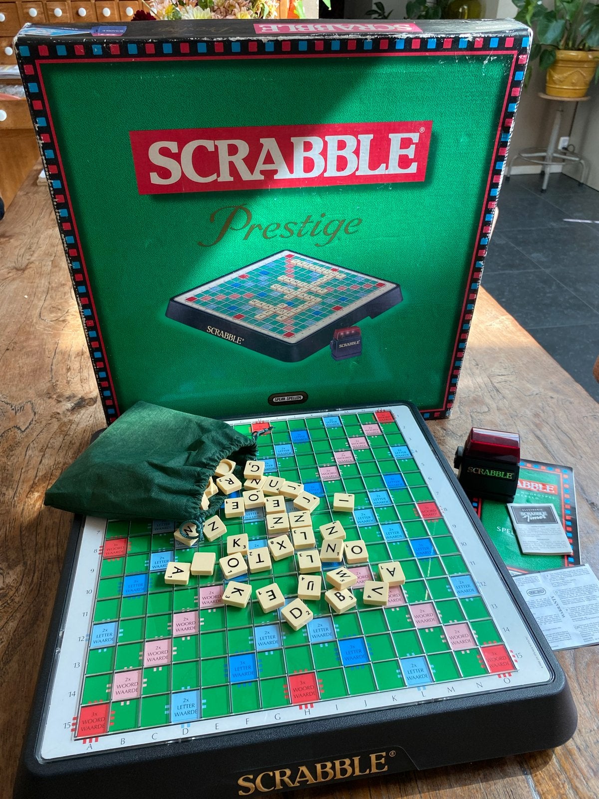 Scrabble Prestige - Zo goed als nieuw, Drie of vier spelers, Ophalen of Verzenden, Zo goed als nieuw