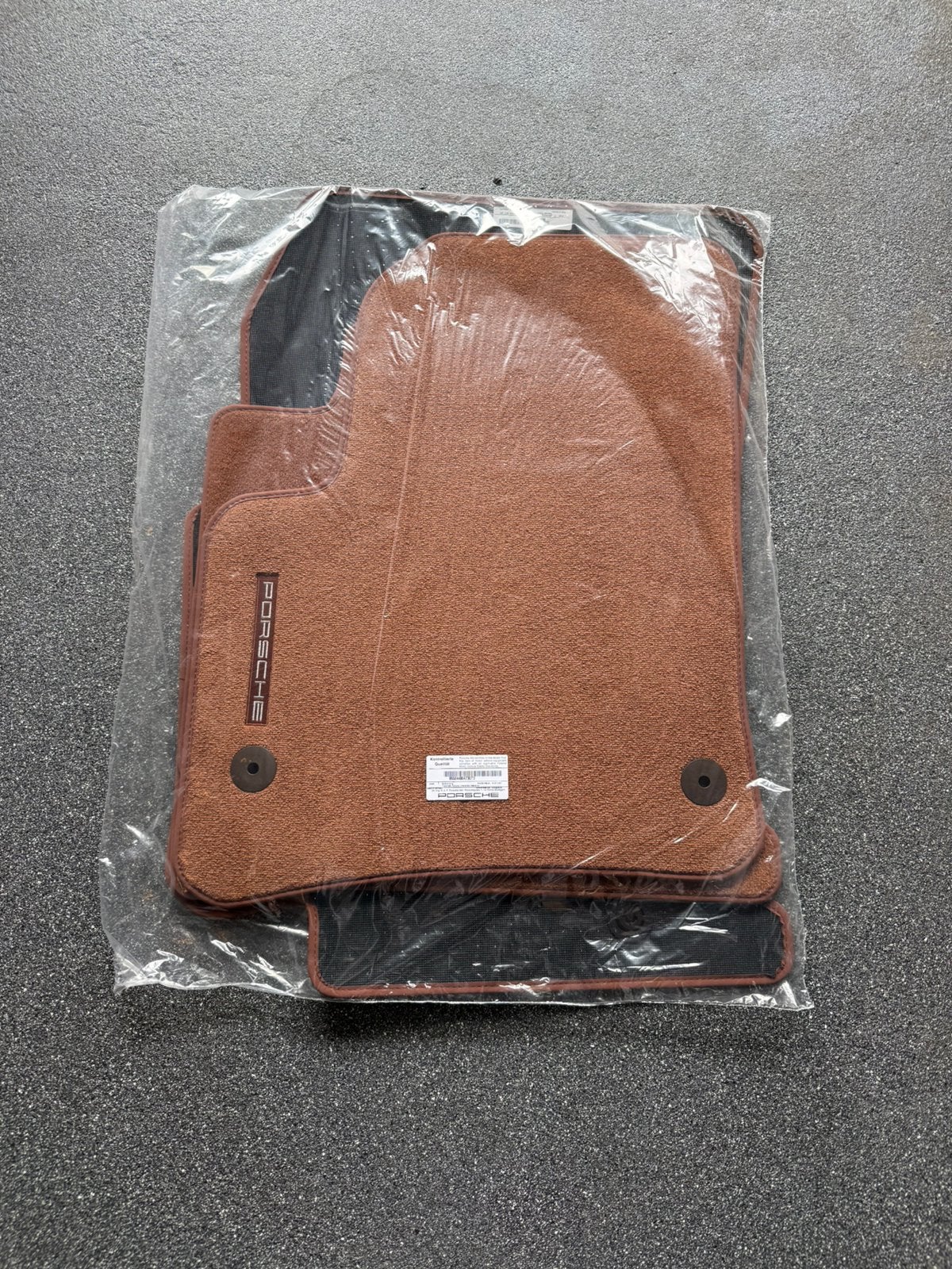 Nieuwe mattenset Porsche Cayenne 955 E1 Kastjebruin, Ophalen of Verzenden, Nieuw