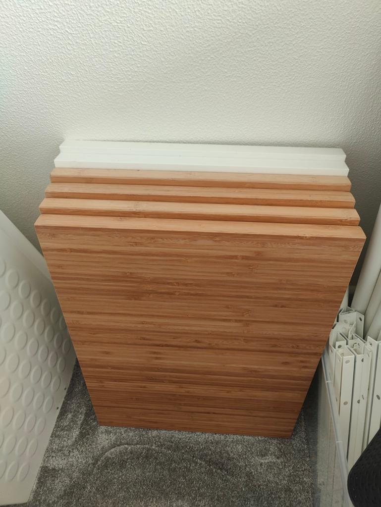 6 Elvarli planken (40x51) 4 bamboe en 2 wit, Ophalen