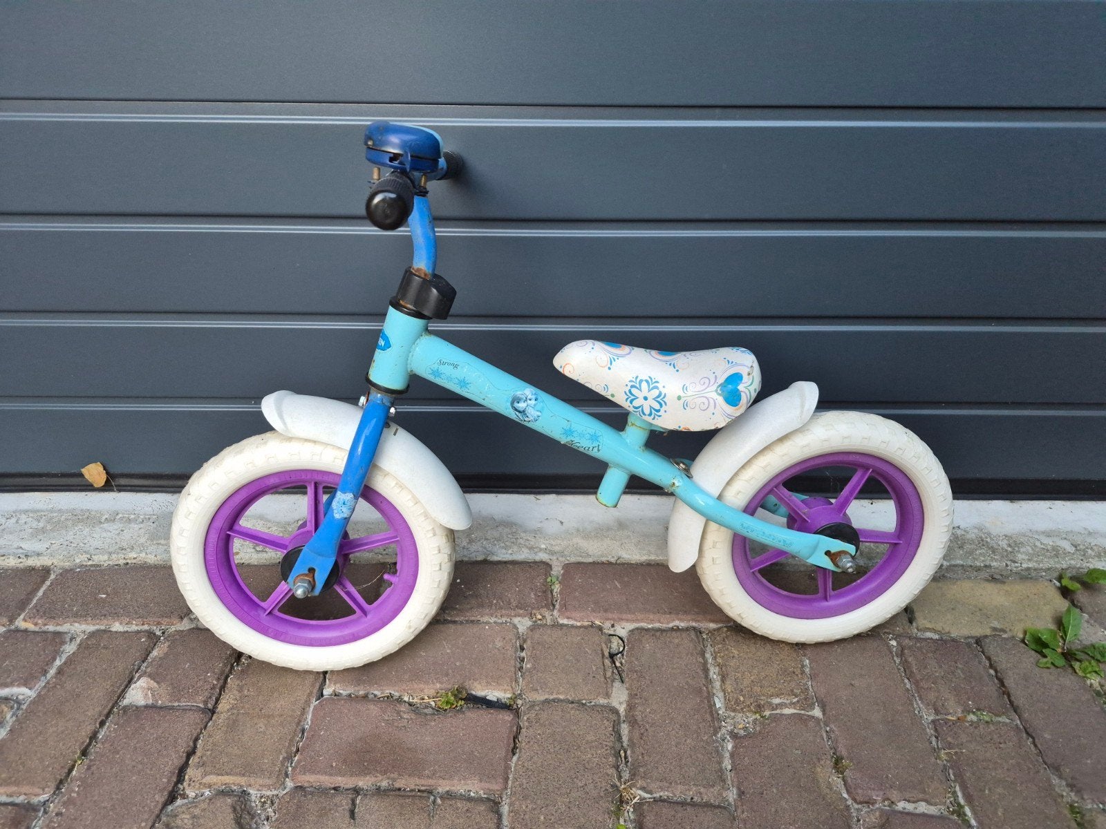 Frozen loopfiets  met soft antilek banden, Ophalen, Minder dan 16 inch
