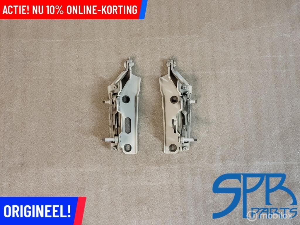 MOTORKAPSCHARNIEREN SET AUDI A3 S3 RS3 8V WIT RECHTS LINKS
