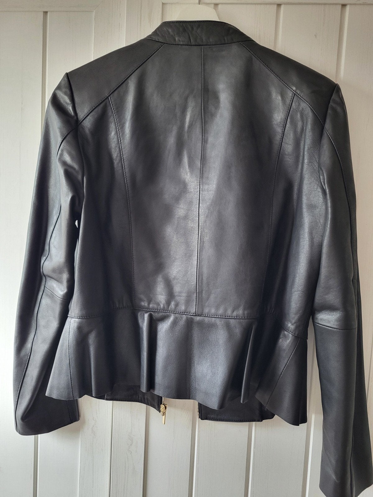 Zwart leren jasje met peplum, Maat 38/40 (M), Zwart, Ophalen of Verzenden, Onbekend