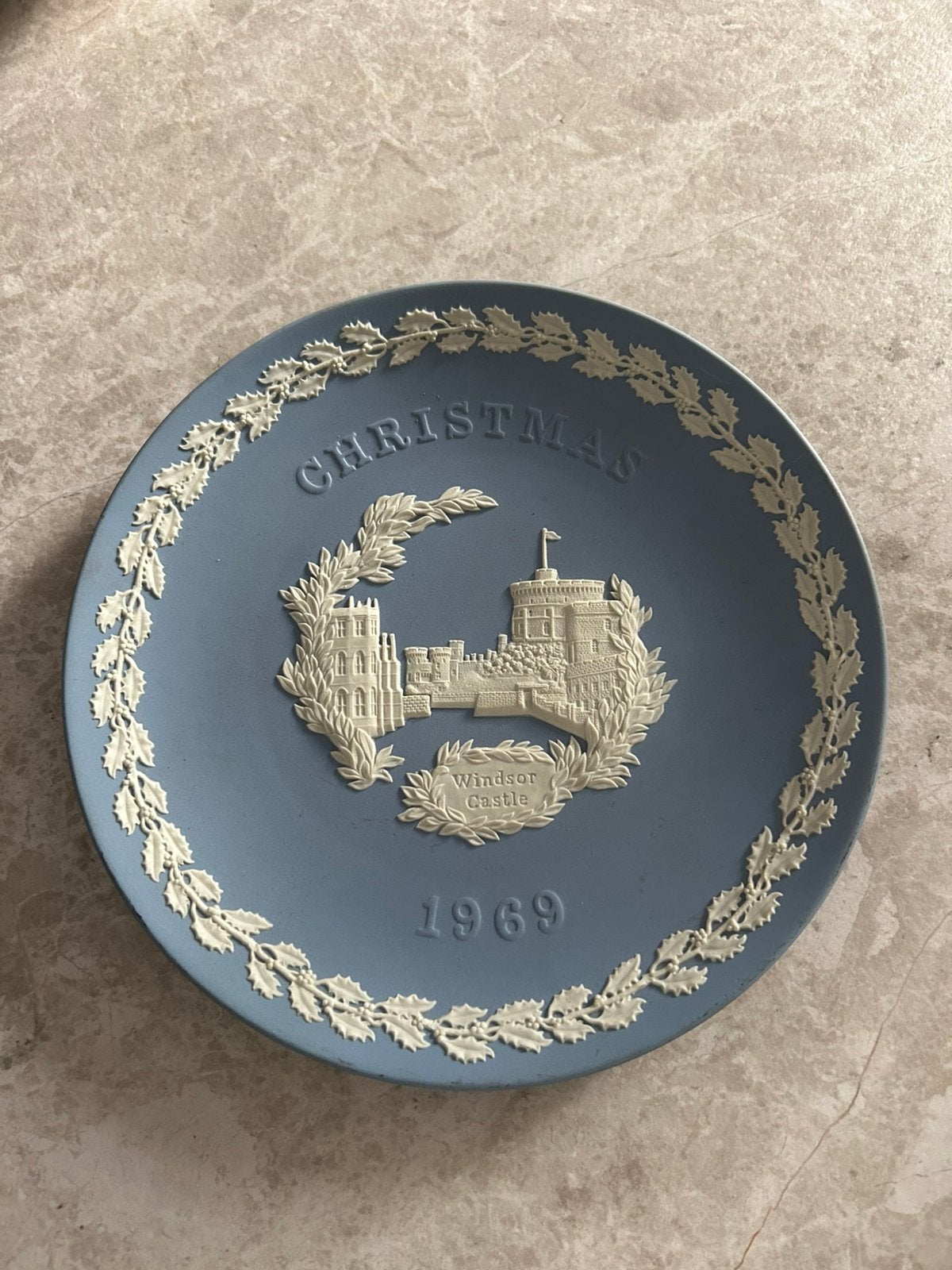 Eerste kerstbord van Wedgwood (1969), Antiek en Kunst, Antiek | Wandborden en Tegels, Ophalen of Verzenden