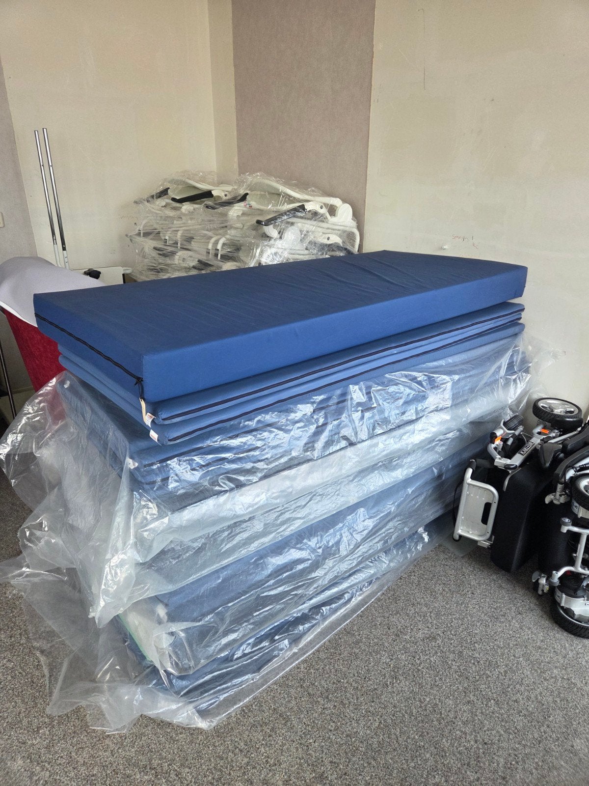 Zorgmatras / verpleeg matras / inco matras NIEUW, Ophalen