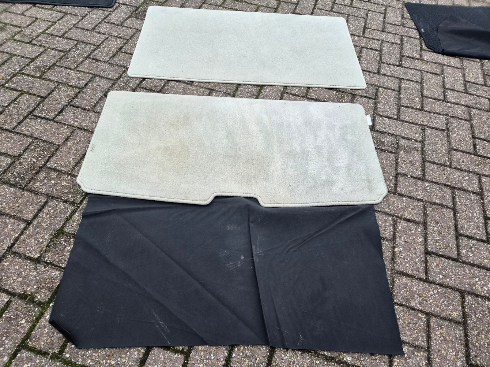 Originele Volvo XC90 7-persoons achterbakmatten beige, Ophalen of Verzenden, Gebruikt