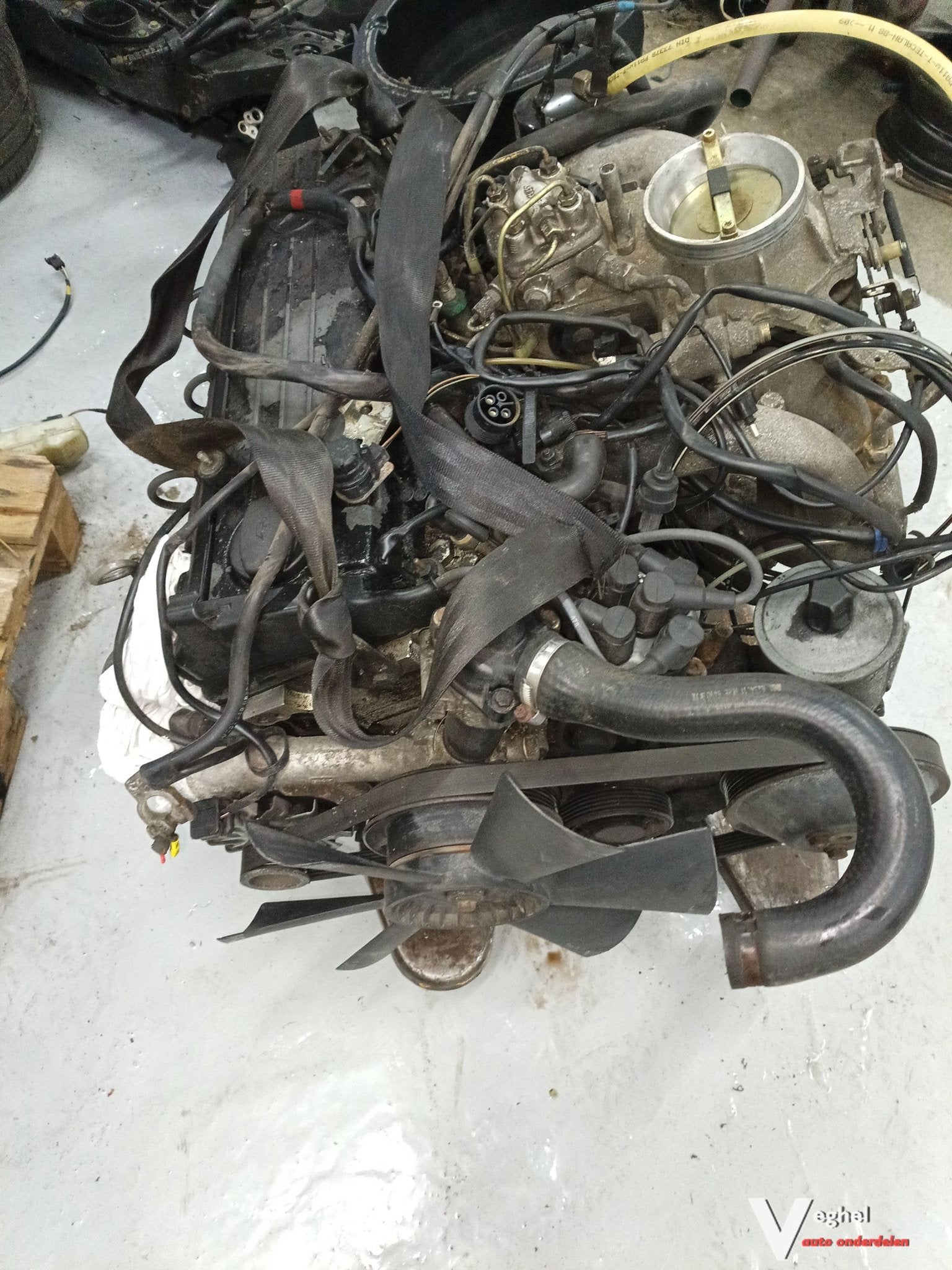 Mercedes w201 w124 2.0 benzine