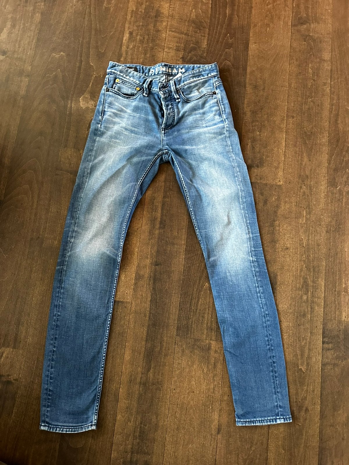 Denham spijkerbroek blauw Razor maat 27 (20), Blauw, W32 (confectie 46) of kleiner, Ophalen of Verzenden, Zo goed als nieuw