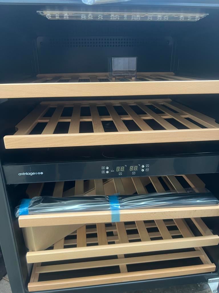 Avintage Wijnklimaatkast - 52 flessen - Perfecte Bewaring, Witgoed en Apparatuur, Koelkasten en IJskasten, 85 tot 120 cm, Zonder vriesvak