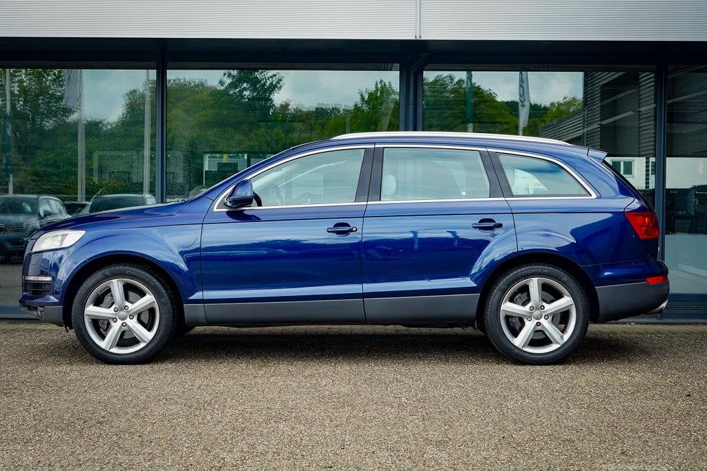 Audi Q7 4.2 FSI quattro 5+2 / Pano / Youngtimer / 7 Zits / L, Auto's, Audi, Automaat, Gebruikt, 8 cilinders, 2245 kg