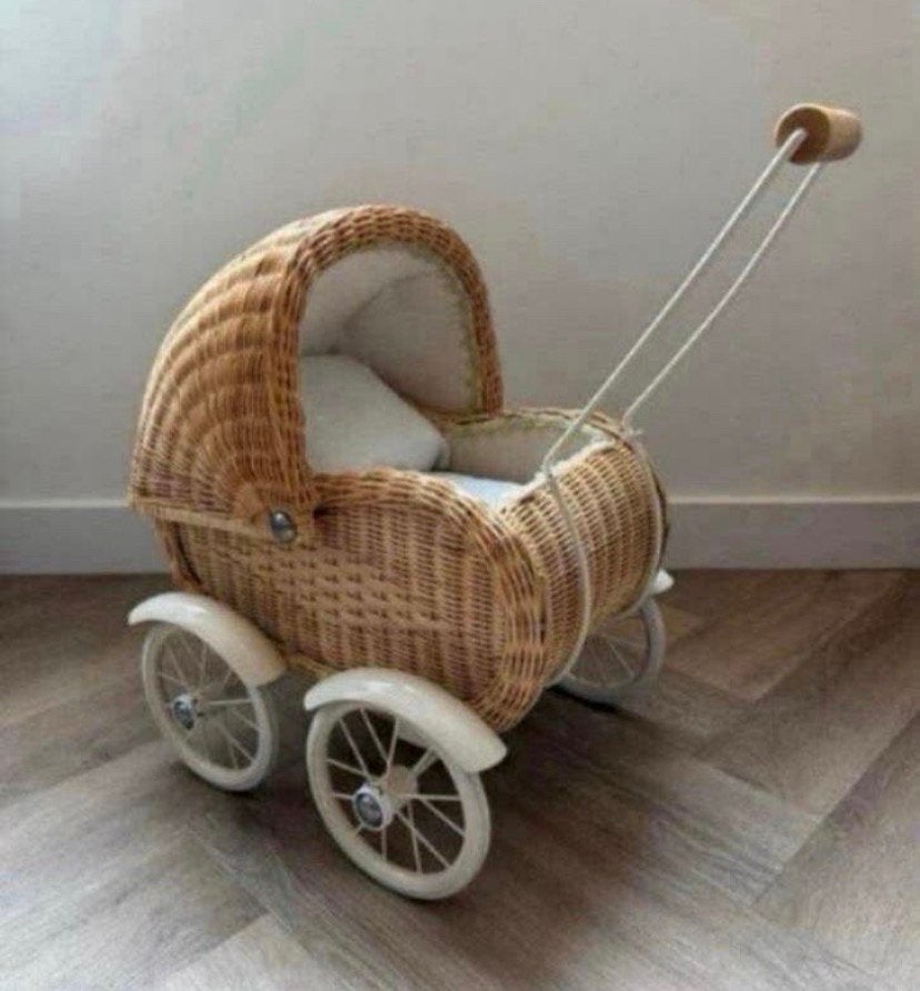 Rieten kleine poppen kinderwagen, Verzenden, Nieuw, Overige typen