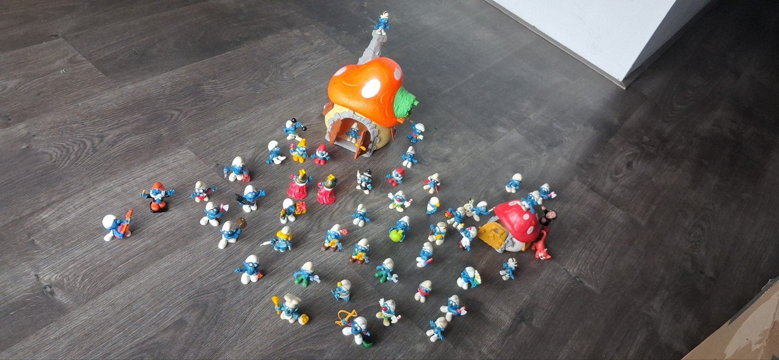Smurfen 50 stuks met 2 huisjes - Peyo, Schleich, Ophalen, Gebruikt, Gargamel, Huisje of Attribuut