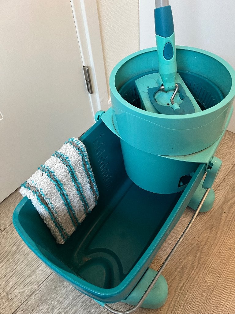 Leifheit Swiffer, Ophalen, Zo goed als nieuw, Kunststof, Met handgreep