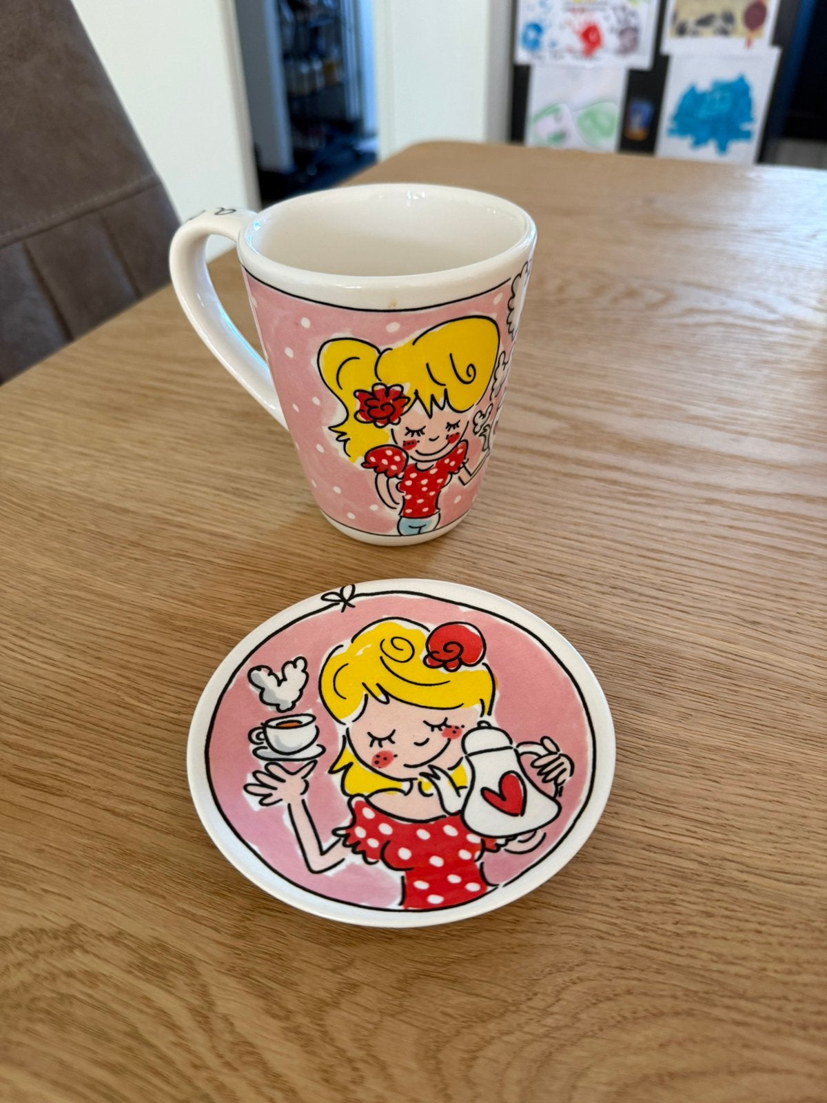 Blond Amsterdam - A cup of blond - roze, Ophalen of Verzenden, Zo goed als nieuw, Kop(pen) en/of Schotel(s), Aardewerk