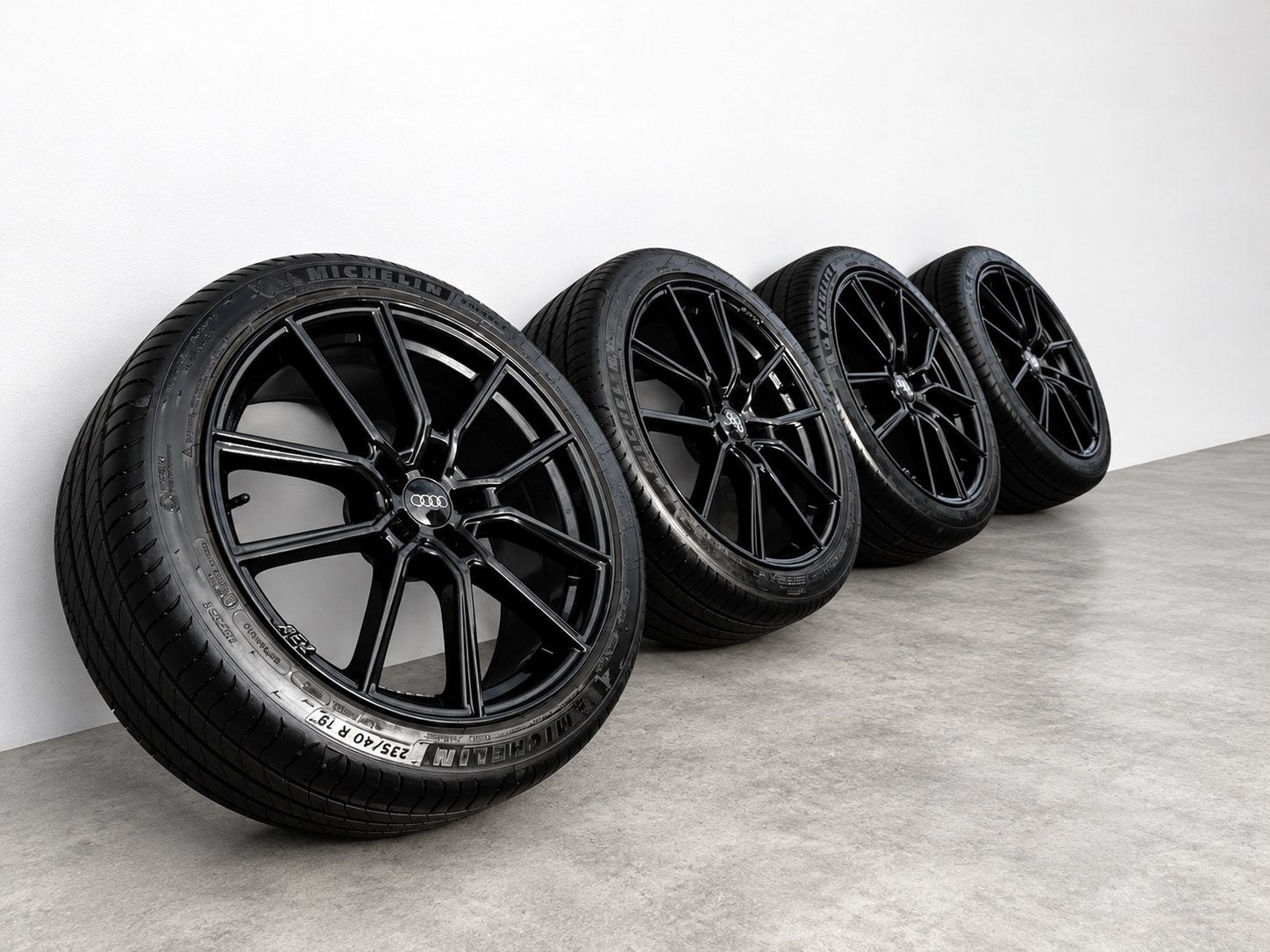 AEZ Raise 19 inch 5x112 glans zwart, Velg(en), 235 mm, Personenwagen, Gereviseerd