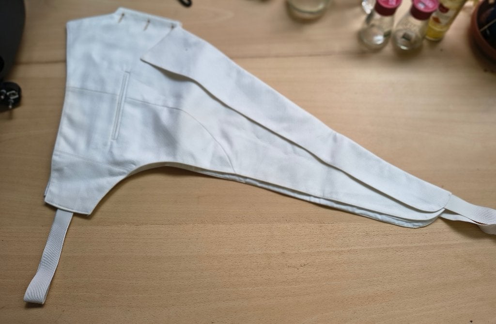 wit vest Rokkostuum, Ophalen of Verzenden, Zo goed als nieuw, Maat 56/58 (XL), Wit