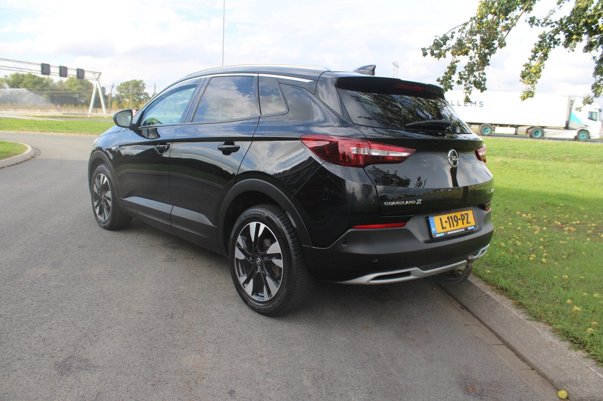 Opel Grandland X 1.2 Turbo Ultimate Automaat Climate Control, Gebruikt, 1199 cc, Zwart, Leder